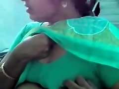 22 tamil aunty boobs pressed manager