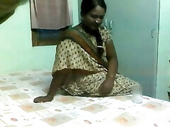 Veetlev India Aunty Puuritud Küpsemad Boyfrend Varjatud Livecam