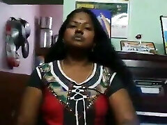 chennai aunty shoowing oma kuuma keha tamil audio