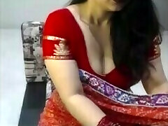 Desi Indian Red Saari bhabhi sexy chat, choot m dildo