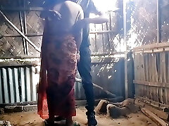 Indian Village Bhabhi Fuck With Big Black Cock Cock In Indian Palace 