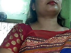 Indian Bhabhi has bang-out with stepbrother showing boobs 