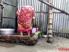 Red Saree Village Married wife Romp ( Official Video By Villagesex91) 