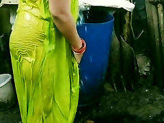 Tamil village mullu aunty outdoors bath Fucky-fucky video