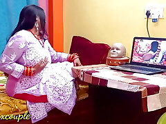 heiße stiefschwester von stiefbruder erwischt, während sie xxx blue film sah heiße stiefschwester von stiefbruder erwischt, während sie xxx blue film sah