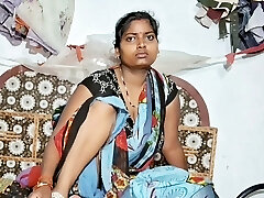 Desi beautiful bhabhi first time fucking her cremei tight vulva and her husband humungous cock