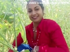 Cheating The Step-sister-in-law Working On The Farm By Luring Money In Hindi Voice