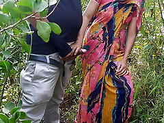 Indian desi anal sex, aunty gives her cock-squeezing ass for boinking.