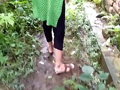 Bestver Pissing And Fucking Outdoor With My Desi Indian Mom
