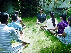 desi indyjski duży cycki joga nauczyciel offers jeden z jej student do pieprzyć jej pełny film