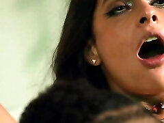 Blow-job Sex Masterclass with Lady Milf and Nego Catra