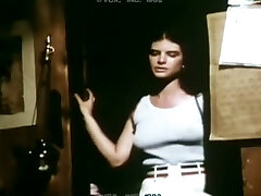 Horny men drilling trampy white classic milf on the bed