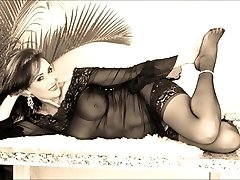 Videoclip - Steaming Nylons Vintage