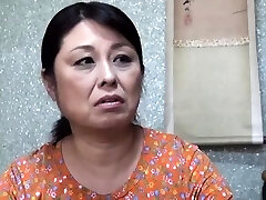 एशियाई बालों वाली परिपक्व पर उसके पति को धोखा दे