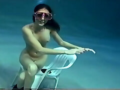 Aquababes Audrey underwater (classic)
