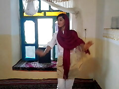 Iran Dancing lady 1