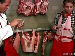 Magnificent lass yelling as a hard cock penetrates her rectum Magnificent lass yelling as a hard cock penetrates her rectum