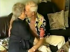 adolescentes y viejos adolescentes y viejos