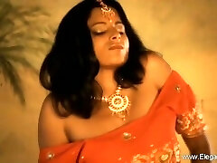 Bollywood-Schönheit Ist So Erotisch