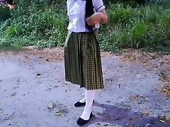 Indian schoolgirl shows her titties and porks with driver in doggy way