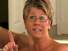 matka trinda pieprzy w the basen matka trinda pieprzy w the basen