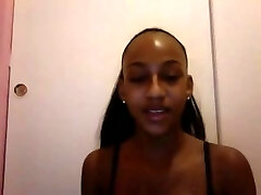 Lovely and shiny ebony teen rump flashed on webcam