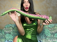 Hotkinkyjo in sexy green dress penetrate her backside with long dildo from sinnovator, anal fisting & prolapse