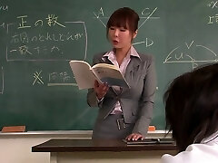 Teacher gets her face creamed by her student