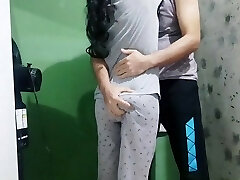 sticking in the throat of the scorching new one! sticking in the throat of the scorching new one!