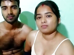 Desi hard-core big boobs steamy and cute bhabhi apne husband ke friend se chudai