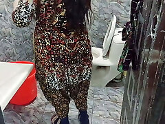 Mansion Maid Anally Fucked In the Bathroom, Doggy Style with Hindi Audio