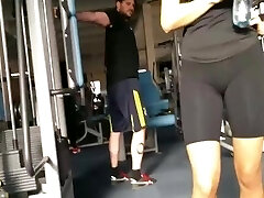 Super-naughty perv guy in the gym