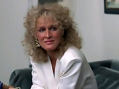 Celeb Glenn Close can't get enough Cock in Fatal Appeal (1987)