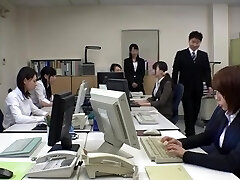 Pantyhose Miniskirt Assistant at Office 2of4 censored ctoan