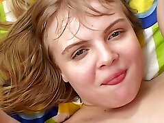 blonde wird von ihrem lover zu sexo en grupo blonde wird von ihrem lover zu sexo en grupo