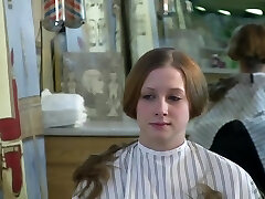 Swimming team girls shave their goes Swimming team girls shave their goes