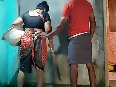 I had warm sex with a mature lady who came to work at my house