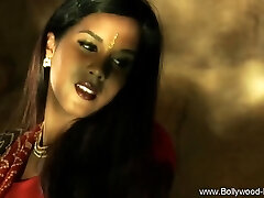 Romantic Bollywood Indian Girlfriend Seduce Her Man