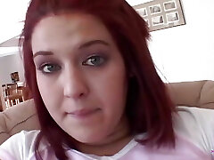 chica blanca pelirroja se asegura de tragar la carga después de tener una intensa follada interracial chica blanca pelirroja se asegura de tragar la carga después de tener una intensa follada interracial