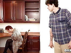 abuela de sexo telefónico! ruby lynne sexo duro con semental abuela de sexo telefónico! ruby lynne sexo duro con semental