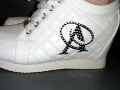 White sport shoes Lady L (video short version) White sport shoes Lady L (video short version)