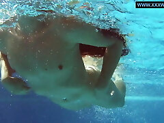 Kittina Clairette steaming Hungarian teen underwater