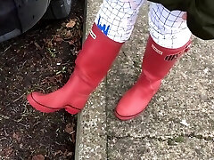 Day in Kates Hunter rubber footwear - Part 1