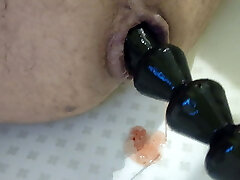 Anal beads thick black full insertion