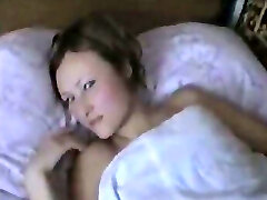 Homemade video of horny couple having hump in bedroom
