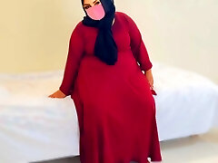 Poking a Chubby Muslim mother-in-law wearing a red burqa & Hijab (Part-2)