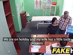 falso hospital checa médico corre más cachonda esposa infiel