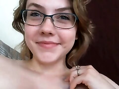 Sandy-haired bitch plays with her nipples