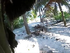 Public sex on Mexican Beach, Sperm eating, sans condom