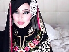 sissy gets her wish to watch concubines gat prepared for holiday festivitis